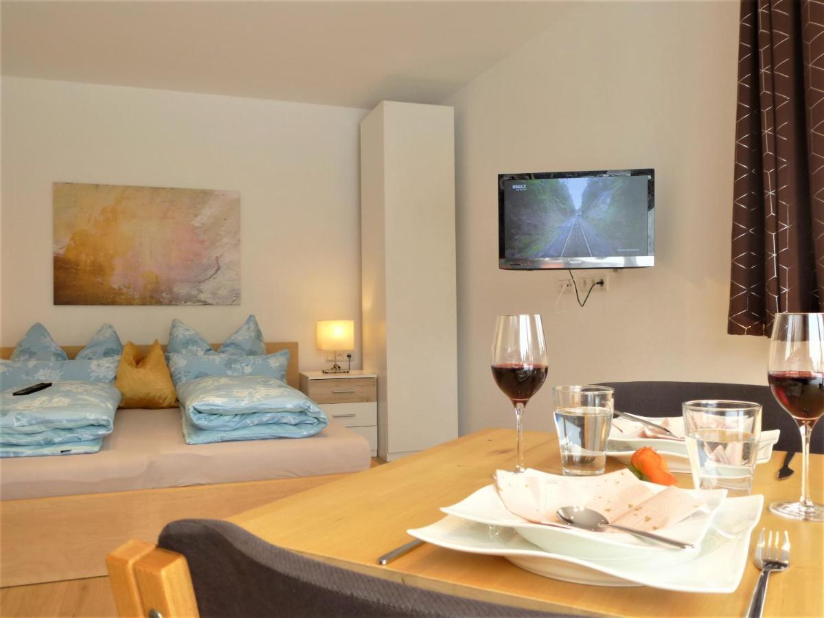 אינסברוק Cozy Mountain View Apartment With Terrace And Garden מראה חיצוני תמונה